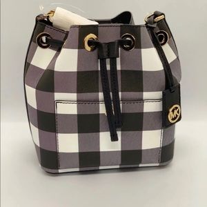 Michael Kors MMK Greenwich SM Bucket Bag